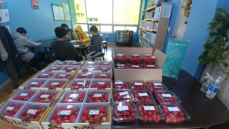 초록우산 어린이재단, 지역아동센터에 친환경 과일 후원