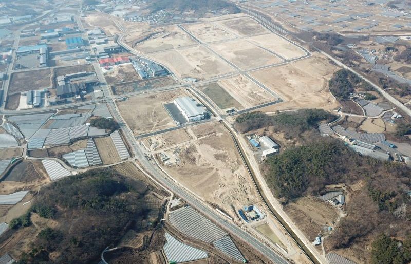 김천 산업단지(3단계) 공사 마무리 블록 맞추기
