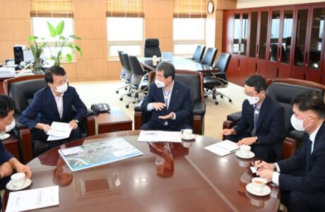 김충섭 김천시장, 한국교통안전공단 방문, 미래사업 협력 도모