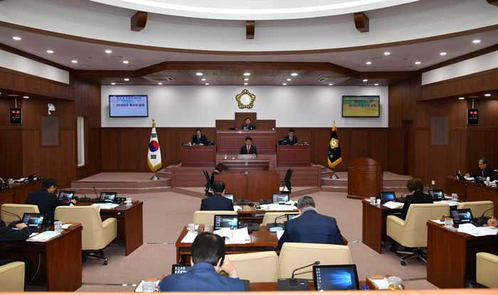김천시의회, 2018년도 세입․세출 예산안 최종확정 의결